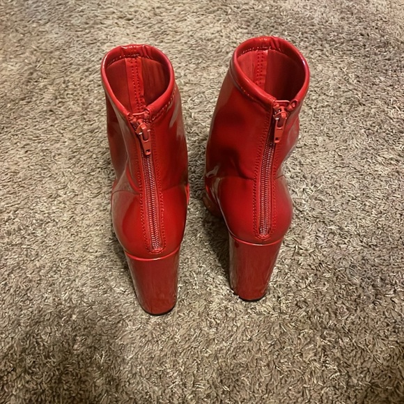 Aldo brand , red , size 7, little used - Picture 3 of 5
